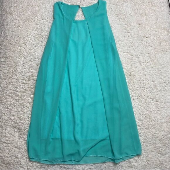 French Halter Dress with Flowy Back size M from French Boutique - Picture 1 of 10